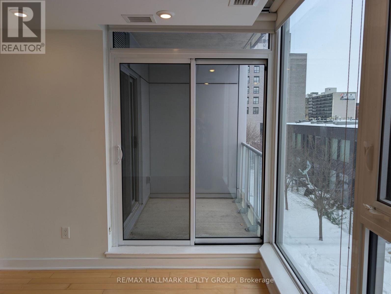 408 - 179 Metcalfe Street, Ottawa, Ontario  K2P 1P7 - Photo 12 - X12785032