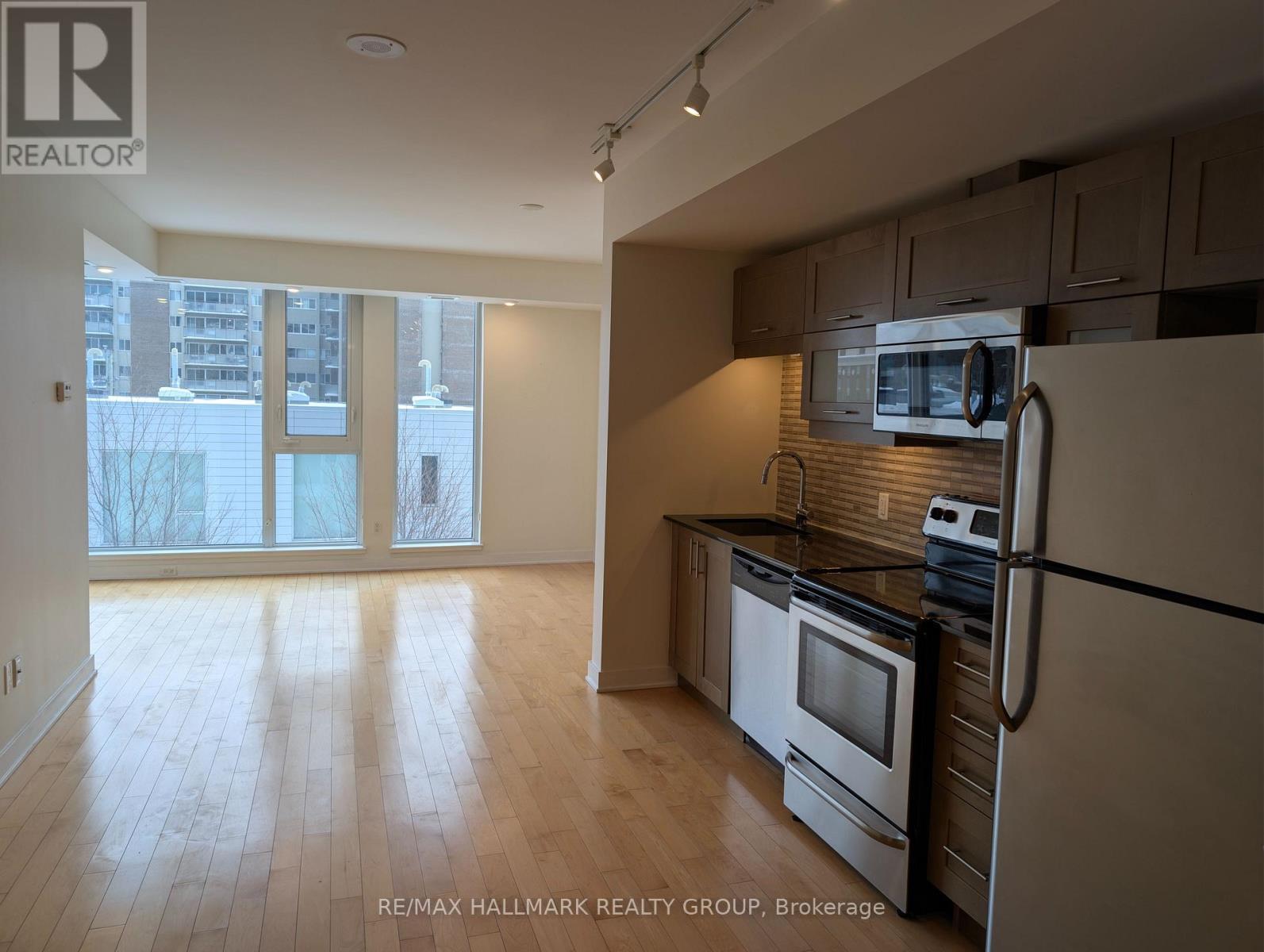 408 - 179 Metcalfe Street, Ottawa, Ontario  K2P 1P7 - Photo 7 - X12785032