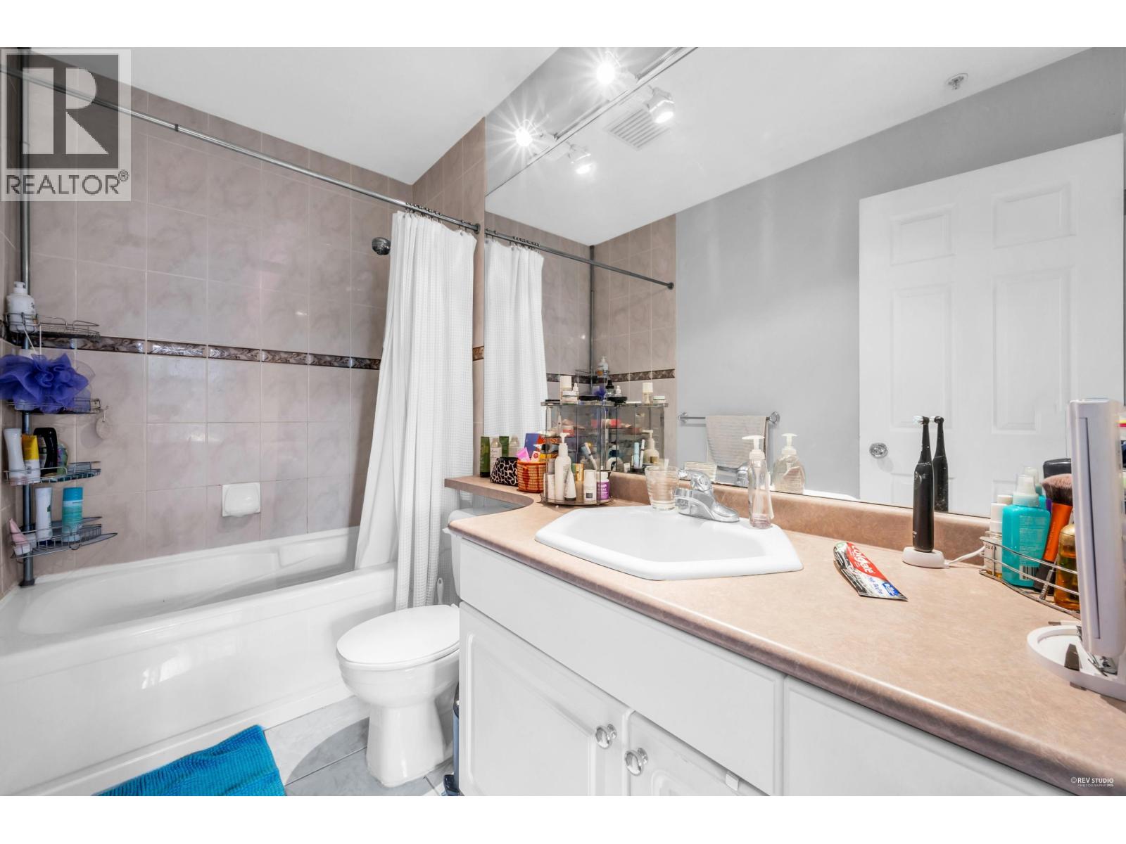 213 83 Star Crescent, New Westminster, British Columbia  V3M 6X8 - Photo 12 - R3089484