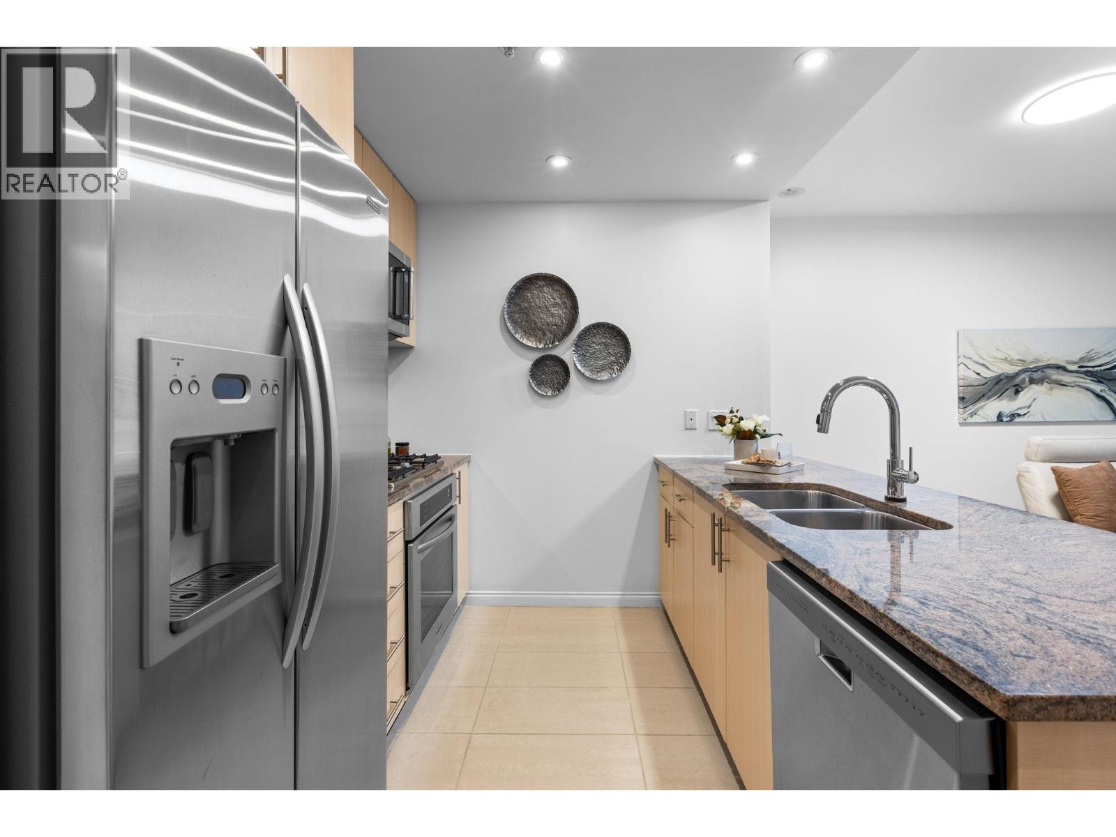 807 1211 Melville Street, Vancouver, British Columbia  V6E 0A7 - Photo 10 - R3089487