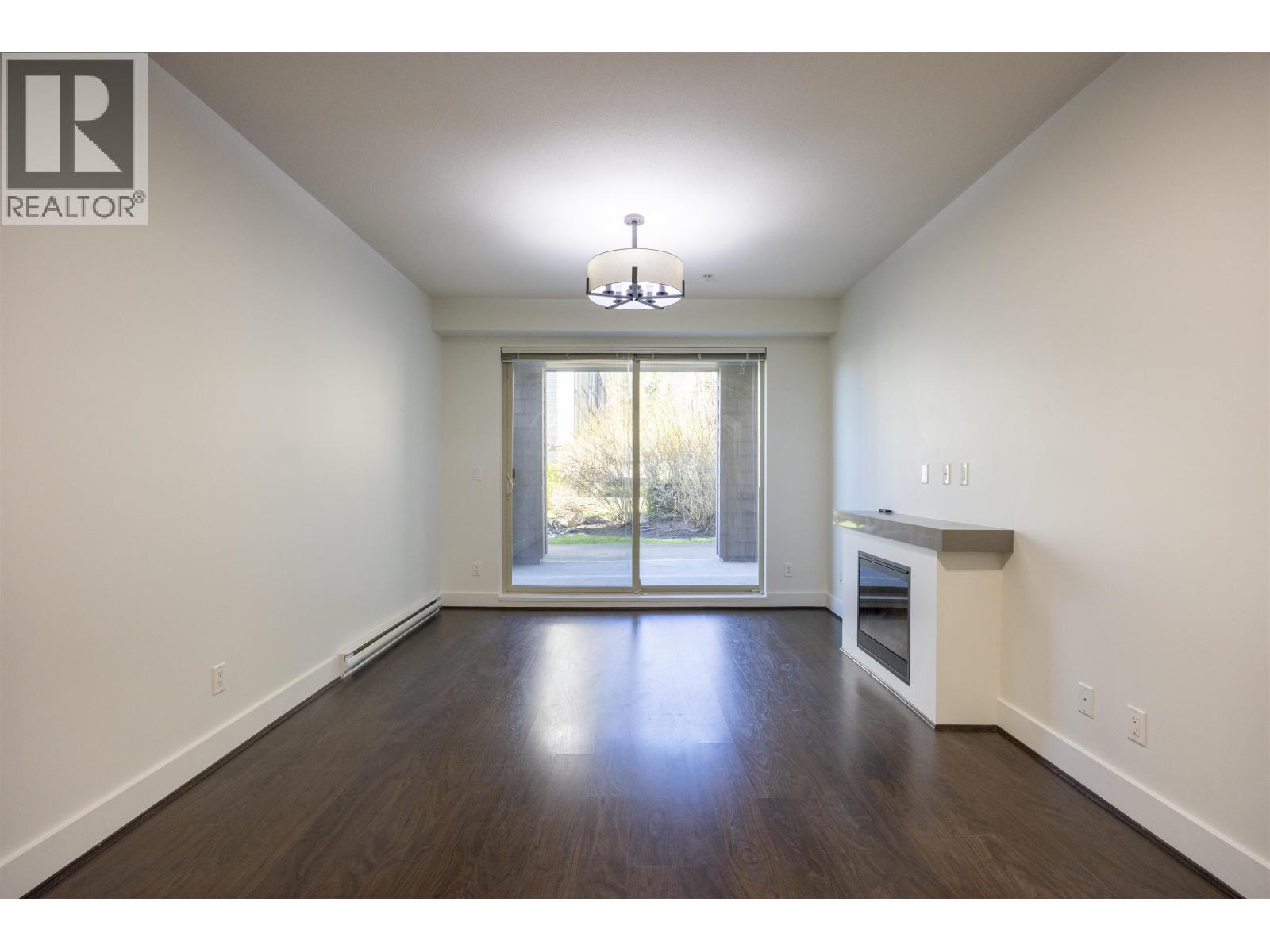 311 7428 Byrnepark Walk, Burnaby, British Columbia  V3N 0B4 - Photo 10 - R3089489