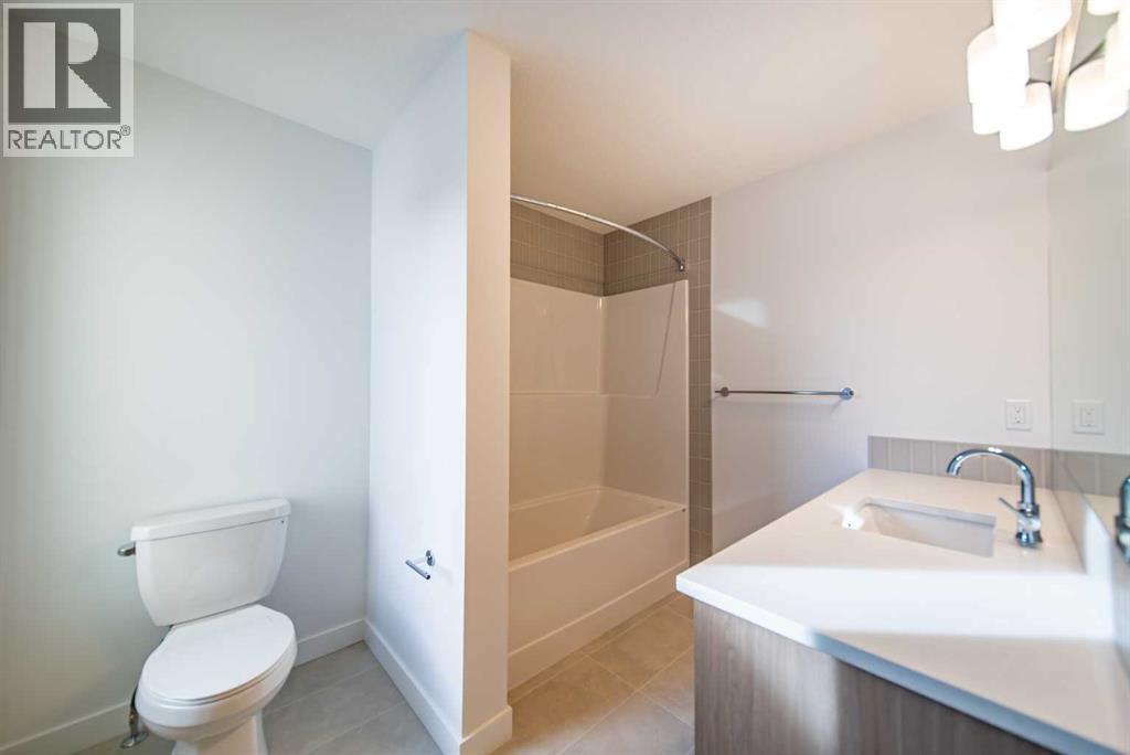 73 Royston Grove Nw, Calgary, Alberta  T3L 0M3 - Photo 34 - A2268758