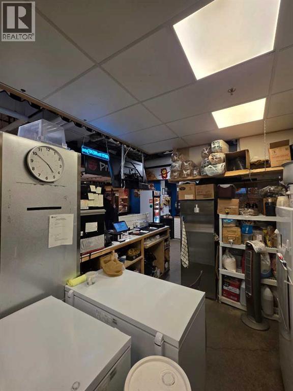 12445 Lake Fraser Drive, Calgary, Alberta  T2J 7A4 - Photo 3 - A2277475