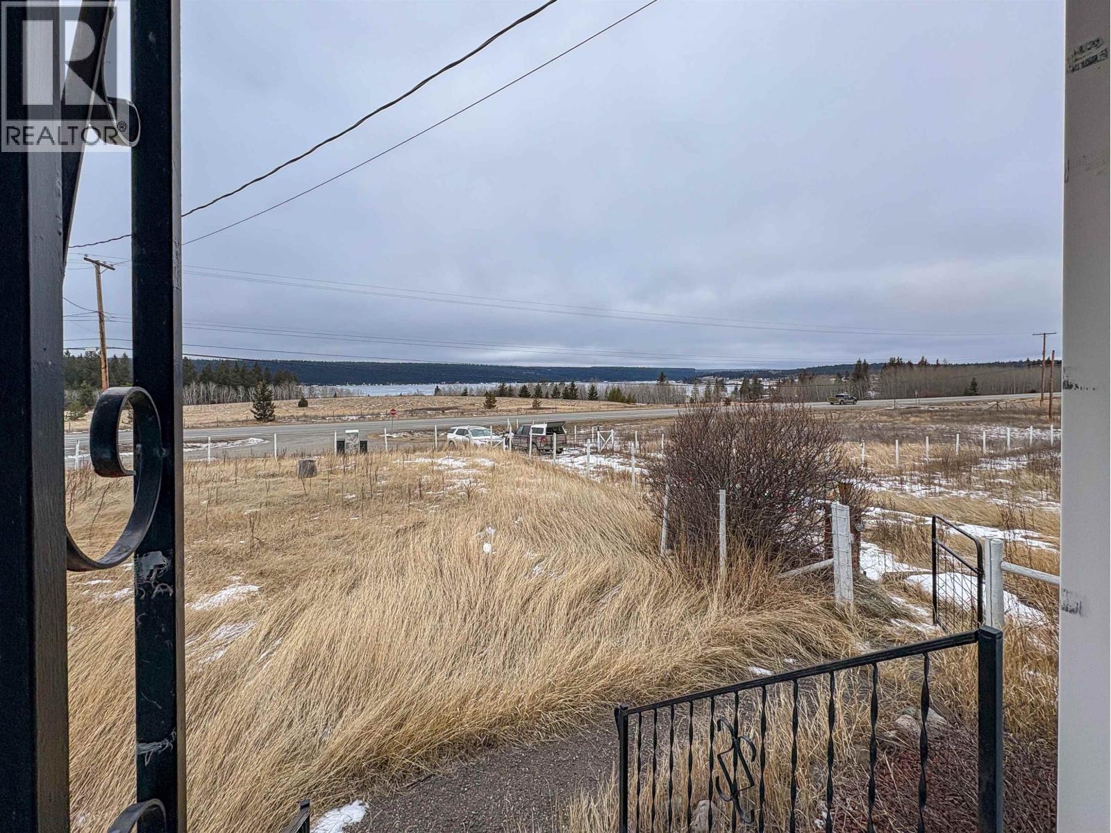 3763 Dodge Road, 100 Mile House, British Columbia  V0K 1T1 - Photo 10 - R3089370