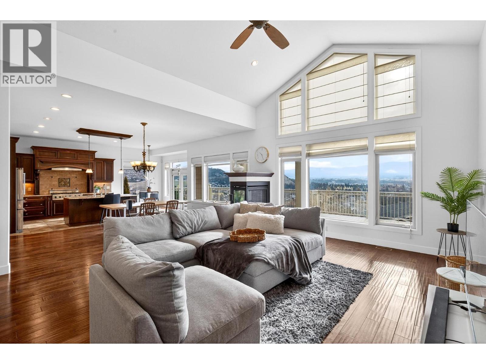 748 Traditions Crescent, Kelowna, British Columbia  V1V 2Y2 - Photo 8 - 10375732