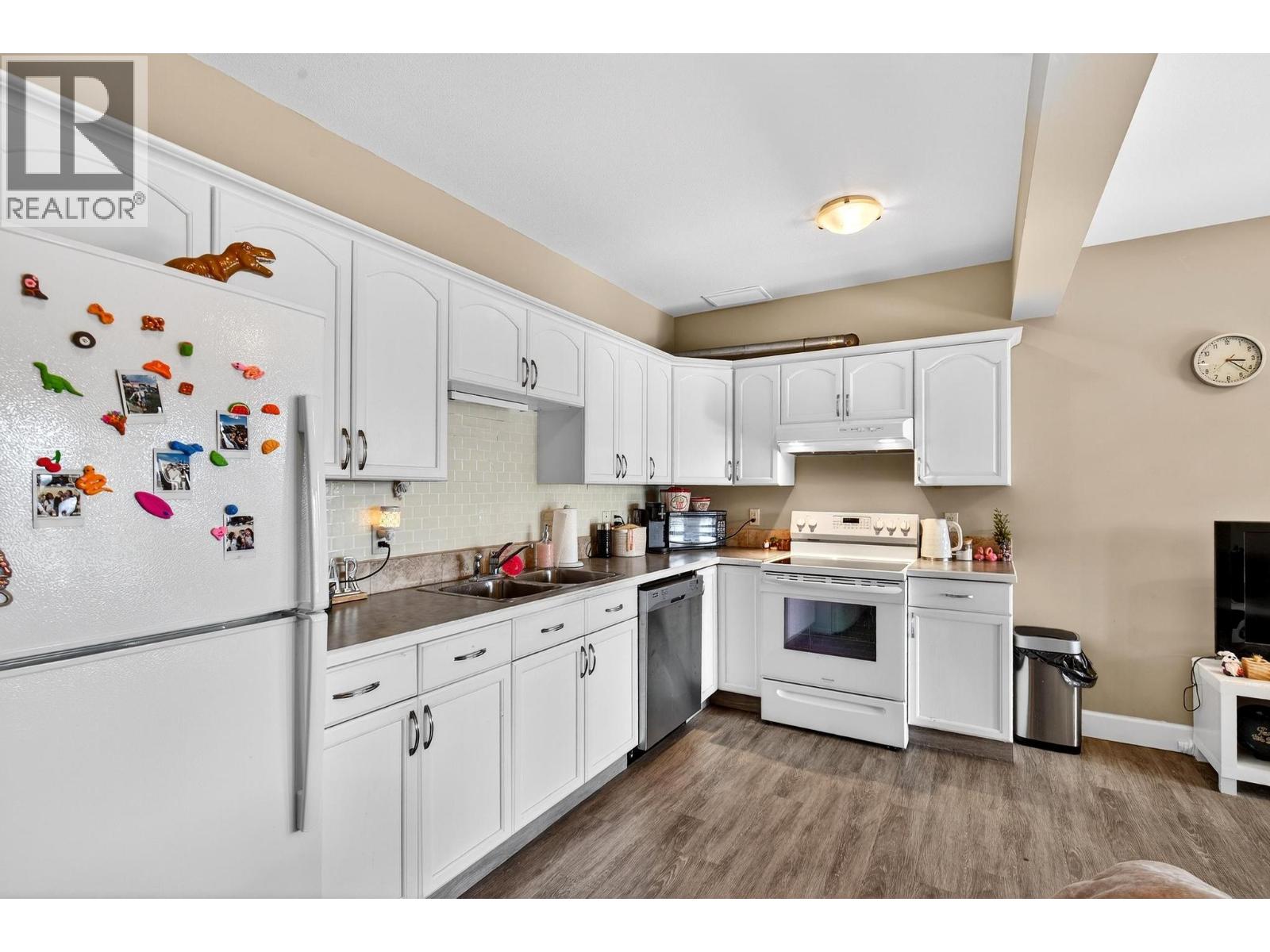 748 Traditions Crescent, Kelowna, British Columbia  V1V 2Y2 - Photo 44 - 10375732