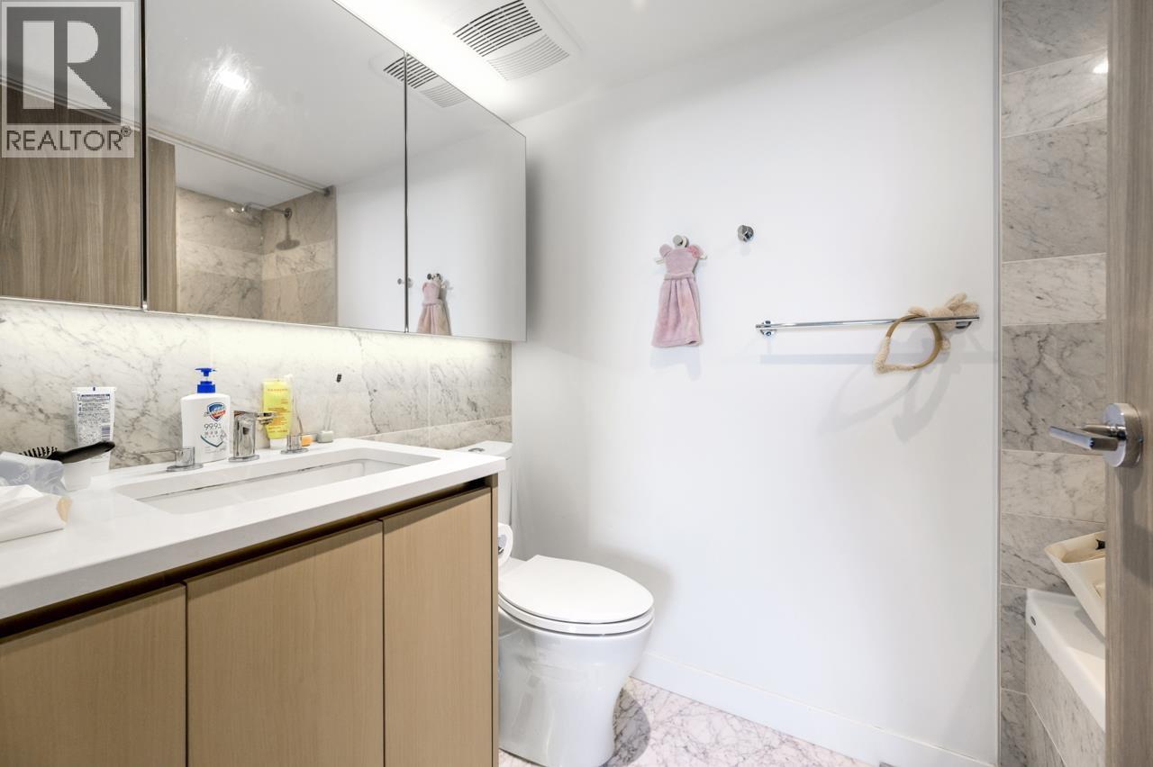 Listing Picture 18 of 26 : 1111 3300 KETCHESON ROAD, Richmond / 烈治文 - 魯藝地產 Yvonne Lu Group - MLS Medallion Club Member