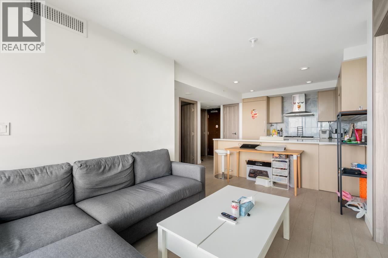 Listing Picture 12 of 26 : 1111 3300 KETCHESON ROAD, Richmond / 烈治文 - 魯藝地產 Yvonne Lu Group - MLS Medallion Club Member