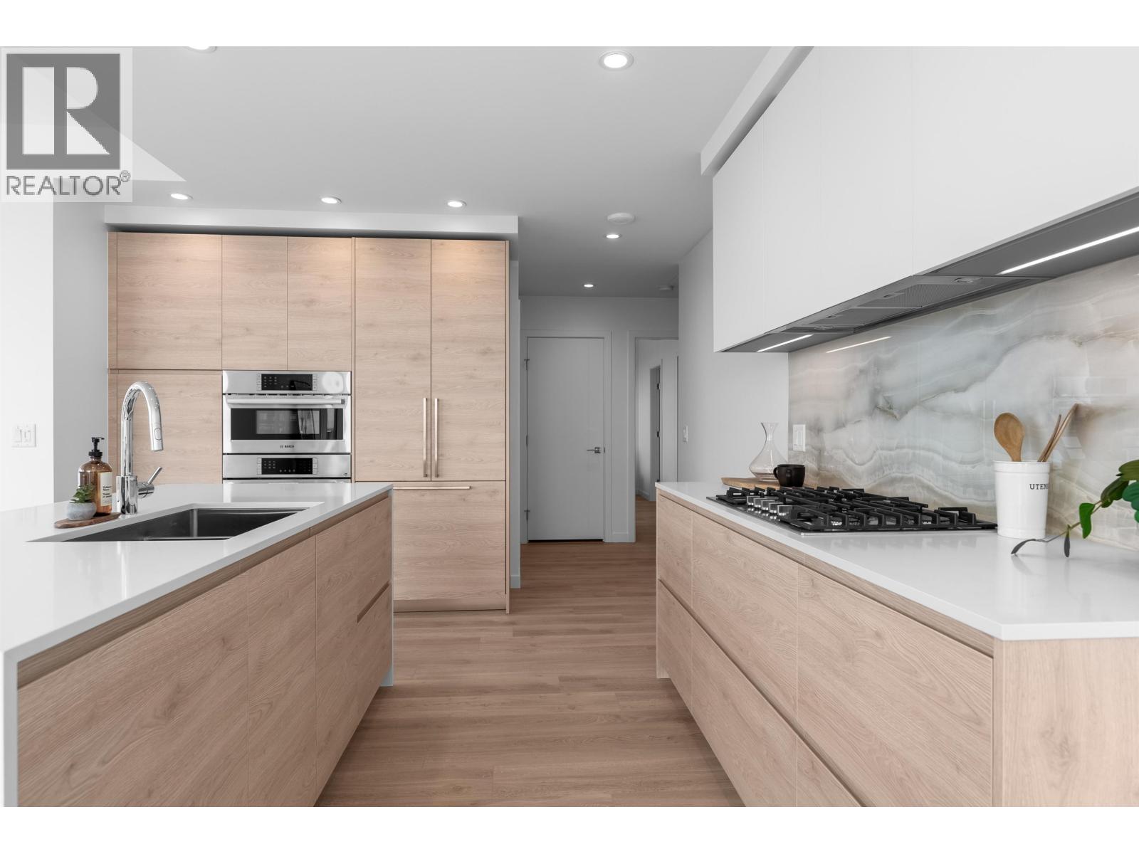 2904 660 Quayside Drive, New Westminster, British Columbia  V3M 0P1 - Photo 6 - R3089357