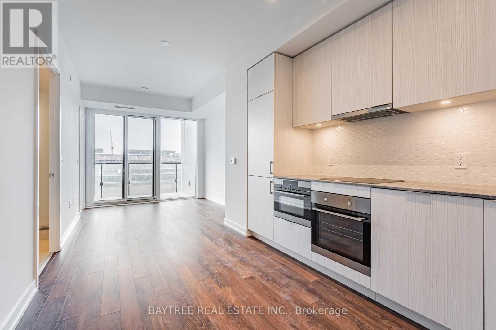 521 - 158 Front Street E, Toronto, Ontario  M5A 0K9 - Photo 1 - C12784944