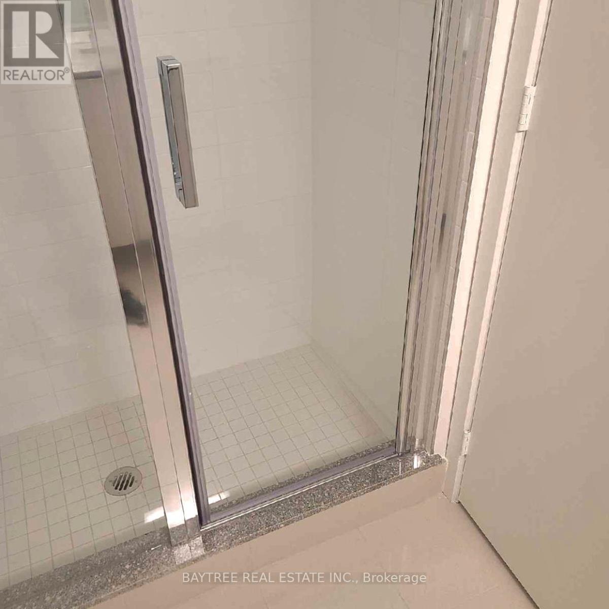 1020 - 158 Front Street E, Toronto, Ontario  M5A 1E5 - Photo 10 - C12784956