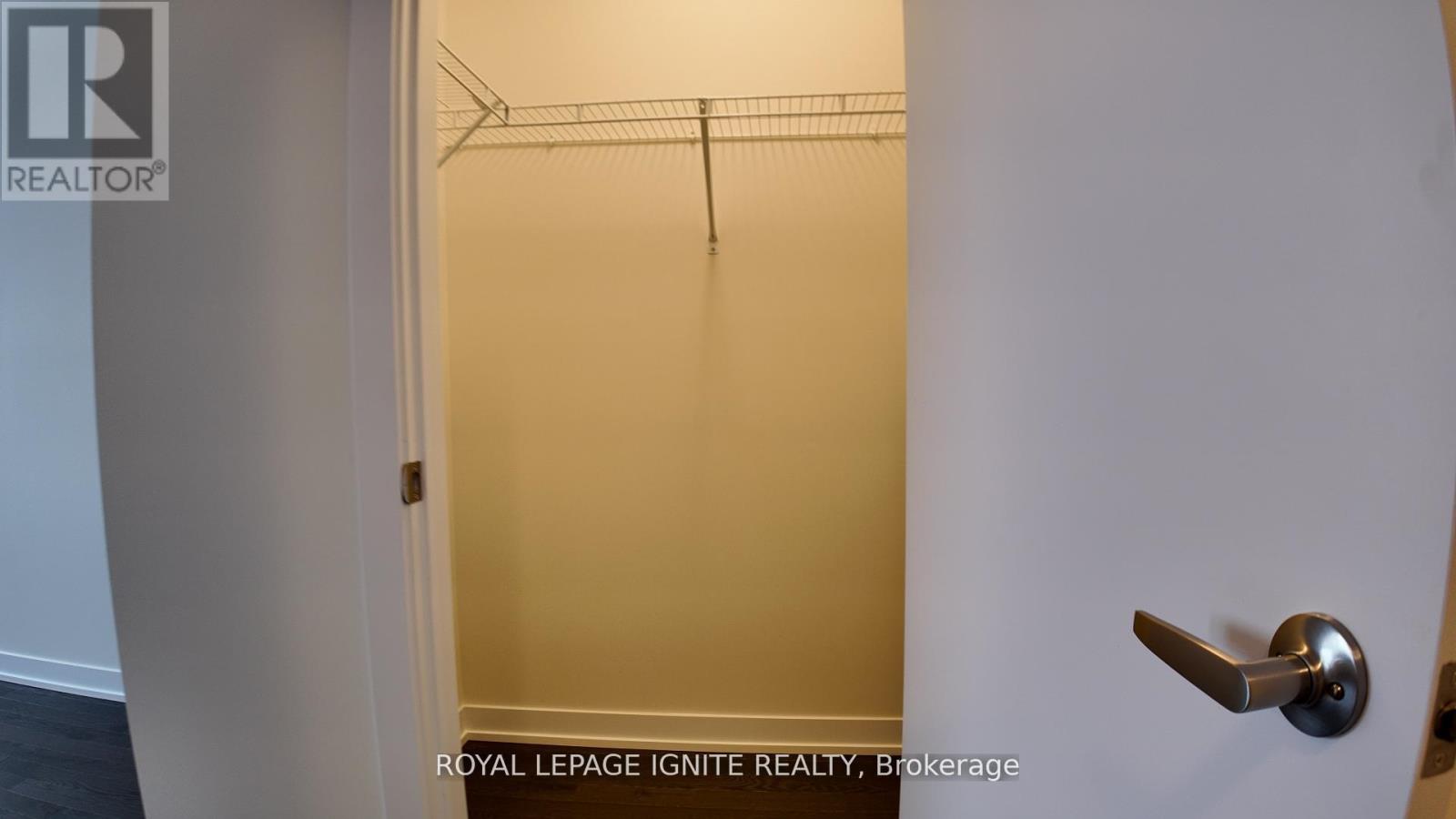 56 Green Gardens Boulevard, Toronto, Ontario  M6A 0E6 - Photo 24 - C12784978