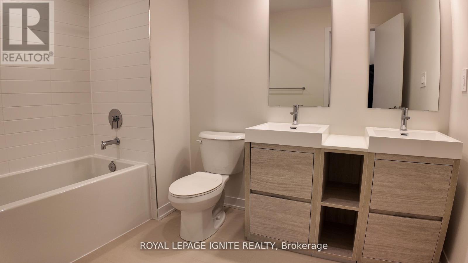 56 Green Gardens Boulevard, Toronto, Ontario  M6A 0E6 - Photo 26 - C12784978