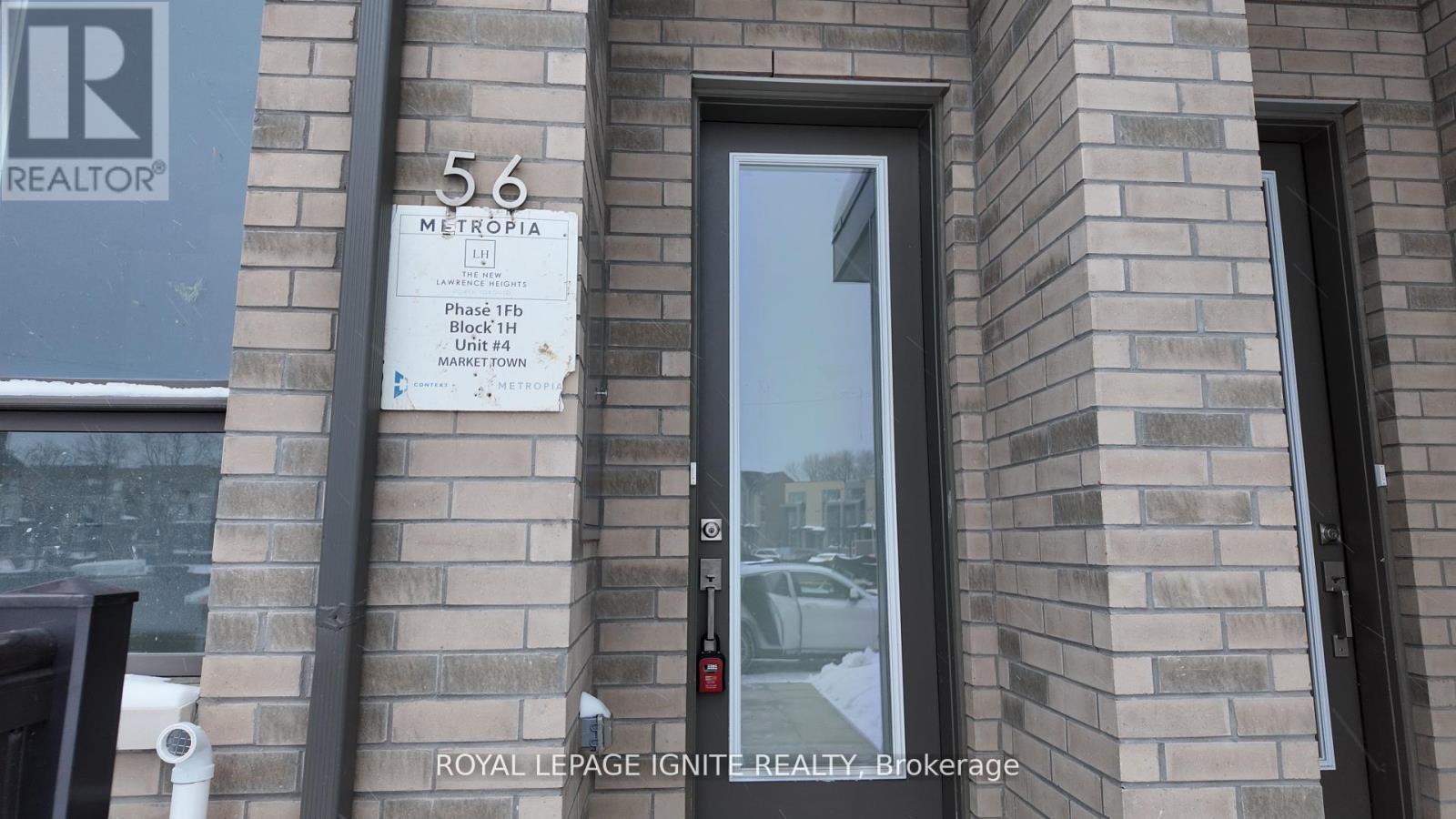 56 Green Gardens Boulevard, Toronto, Ontario  M6A 0E6 - Photo 4 - C12784978