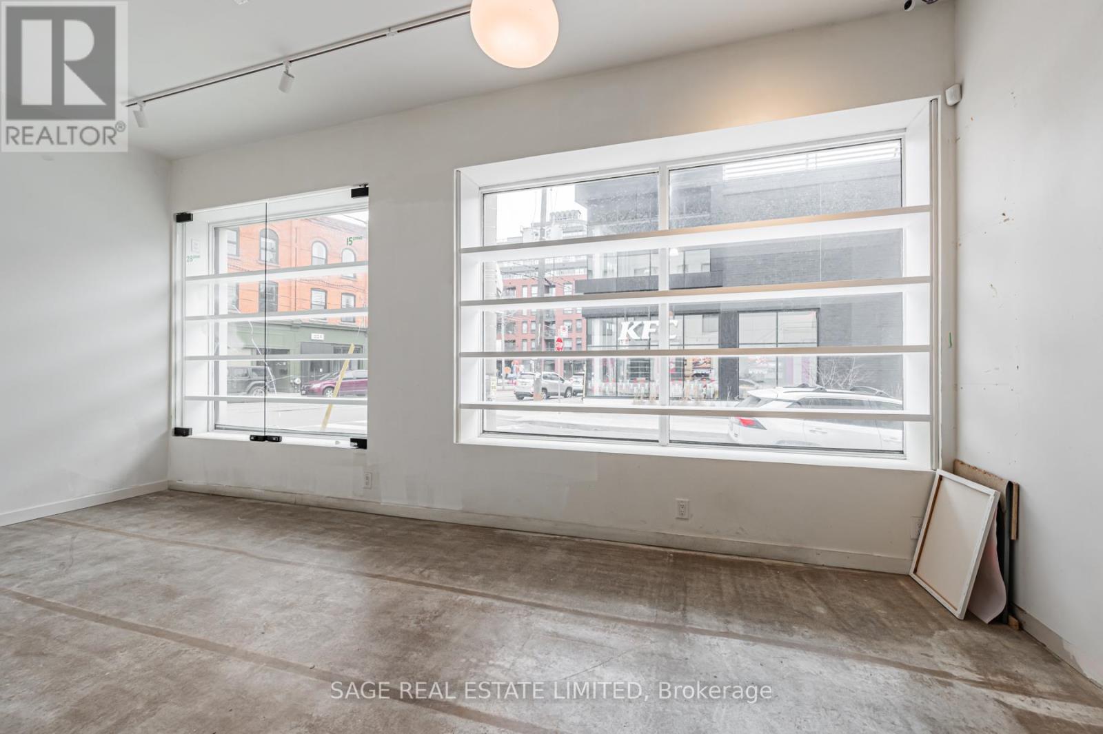 Main - 1227 Dundas Street W, Toronto, Ontario  M6J 0E8 - Photo 22 - C12784998