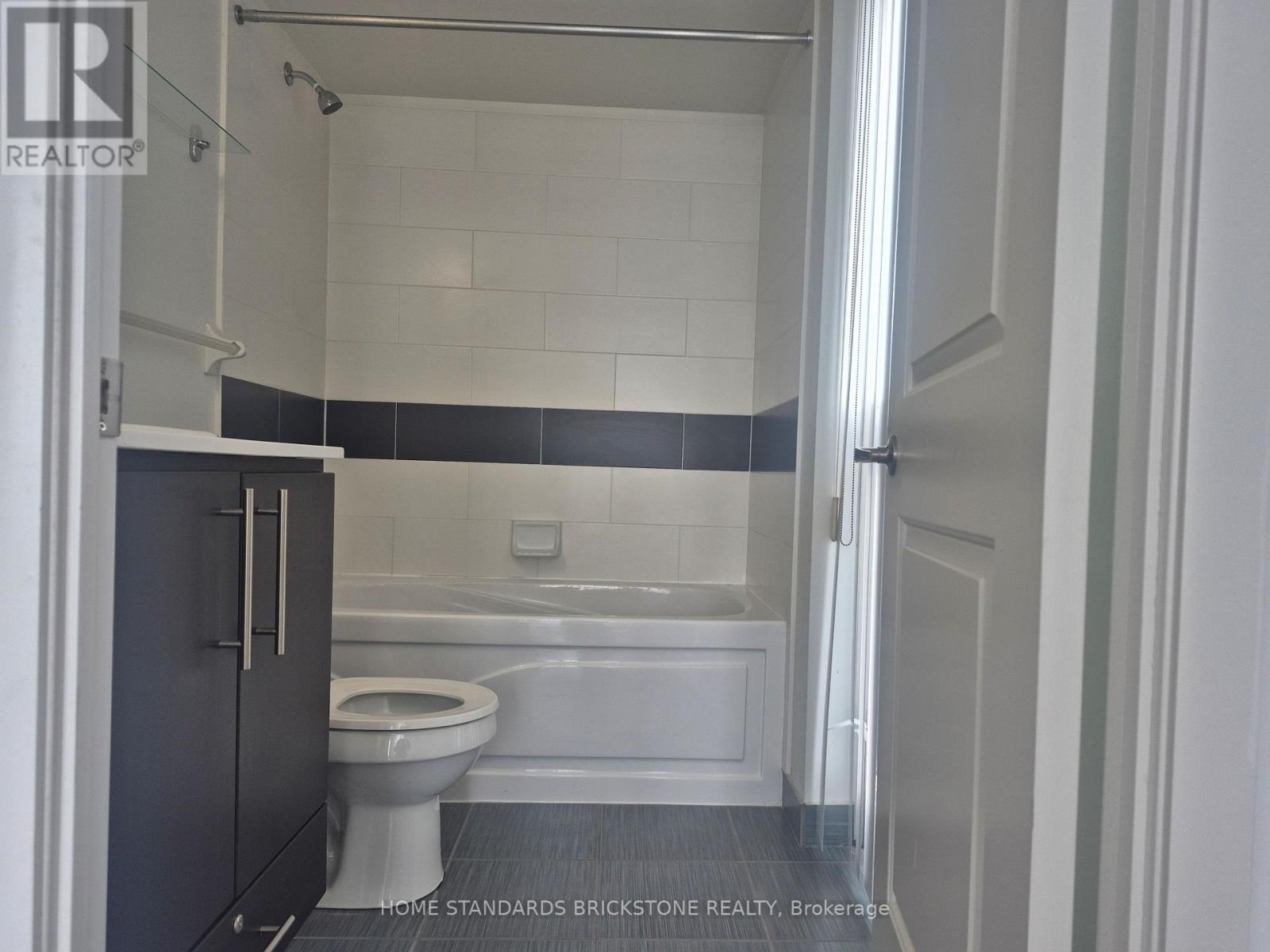 1915 - 17 Anndale Drive S, Toronto, Ontario  M2N 2W7 - Photo 9 - C12785022