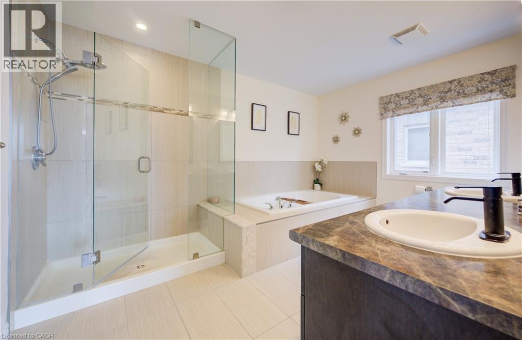 268 Evens Pond Crescent, Kitchener, Ontario  N2R 0B8 - Photo 28 - 40804226