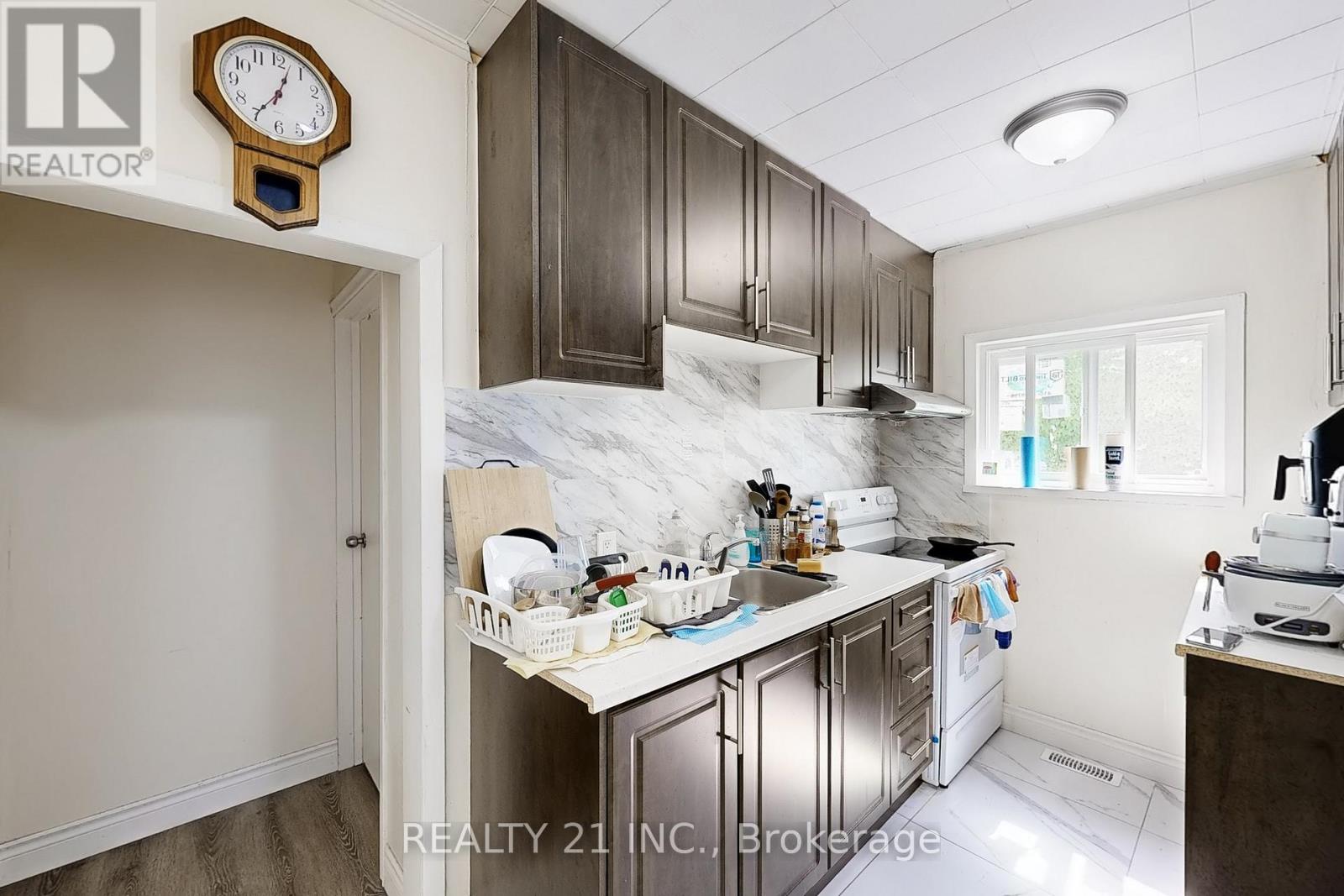 125 S Woodrow Boulevard, Toronto, Ontario  M1N 3L8 - Photo 8 - E12784974