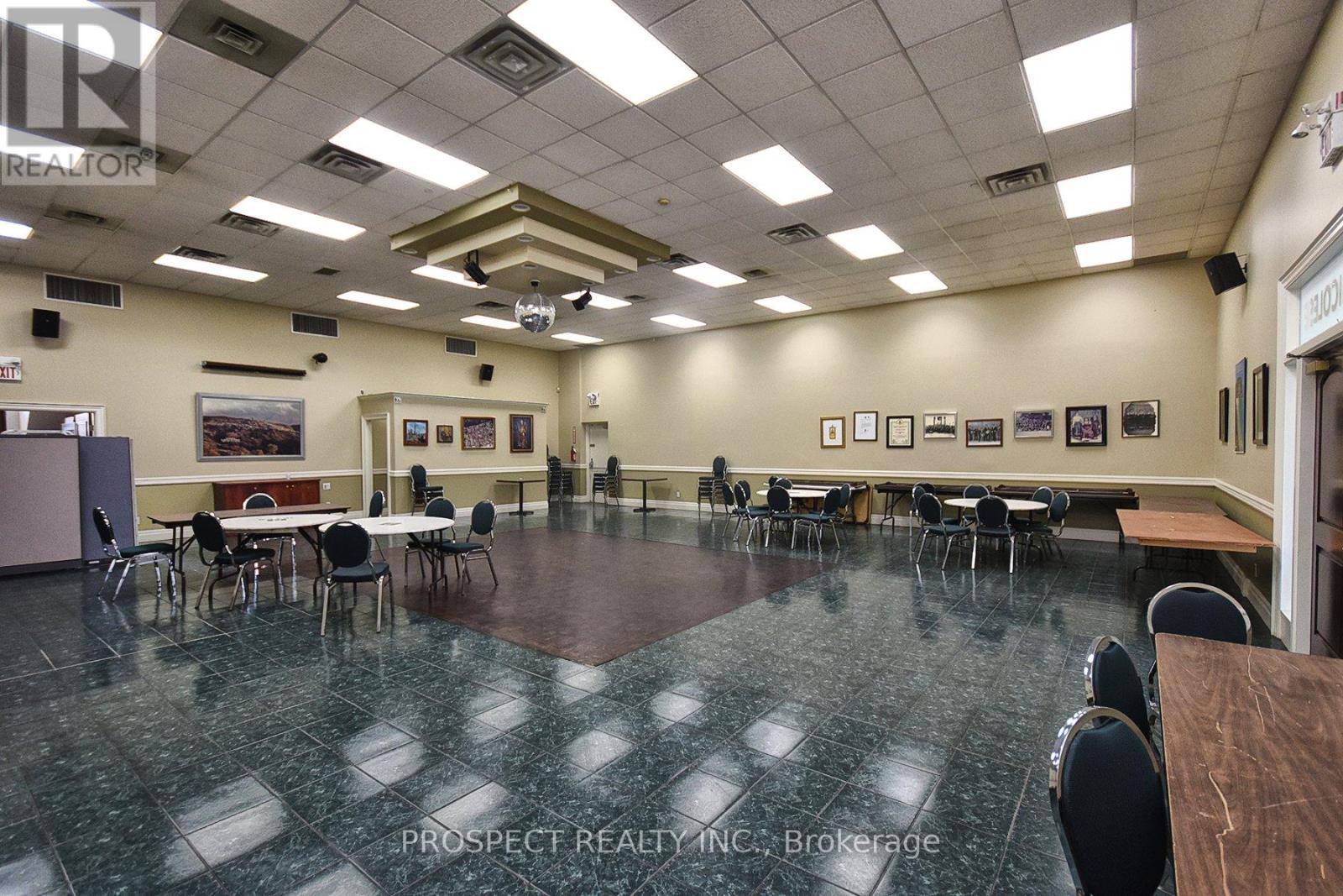 9 And 10 - 180 Winges Road, Vaughan, Ontario  L4L 6C6 - Photo 10 - N12784982