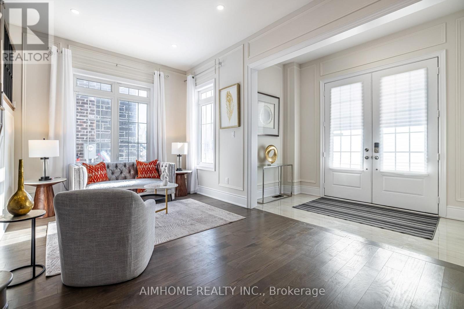 122 Scrivener Drive, Aurora, Ontario  L4G 0Y8 - Photo 6 - N12785012