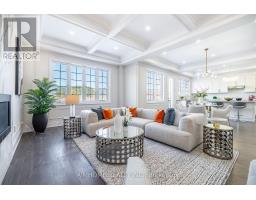 122 SCRIVENER DRIVE, Aurora, Ontario