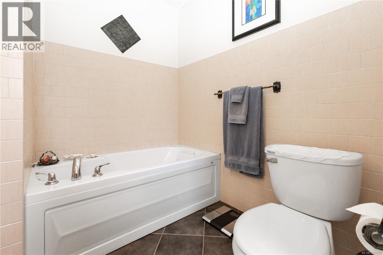 4054 Discovery Dr, Campbell River, British Columbia  V9W 4X7 - Photo 39 - 1025477