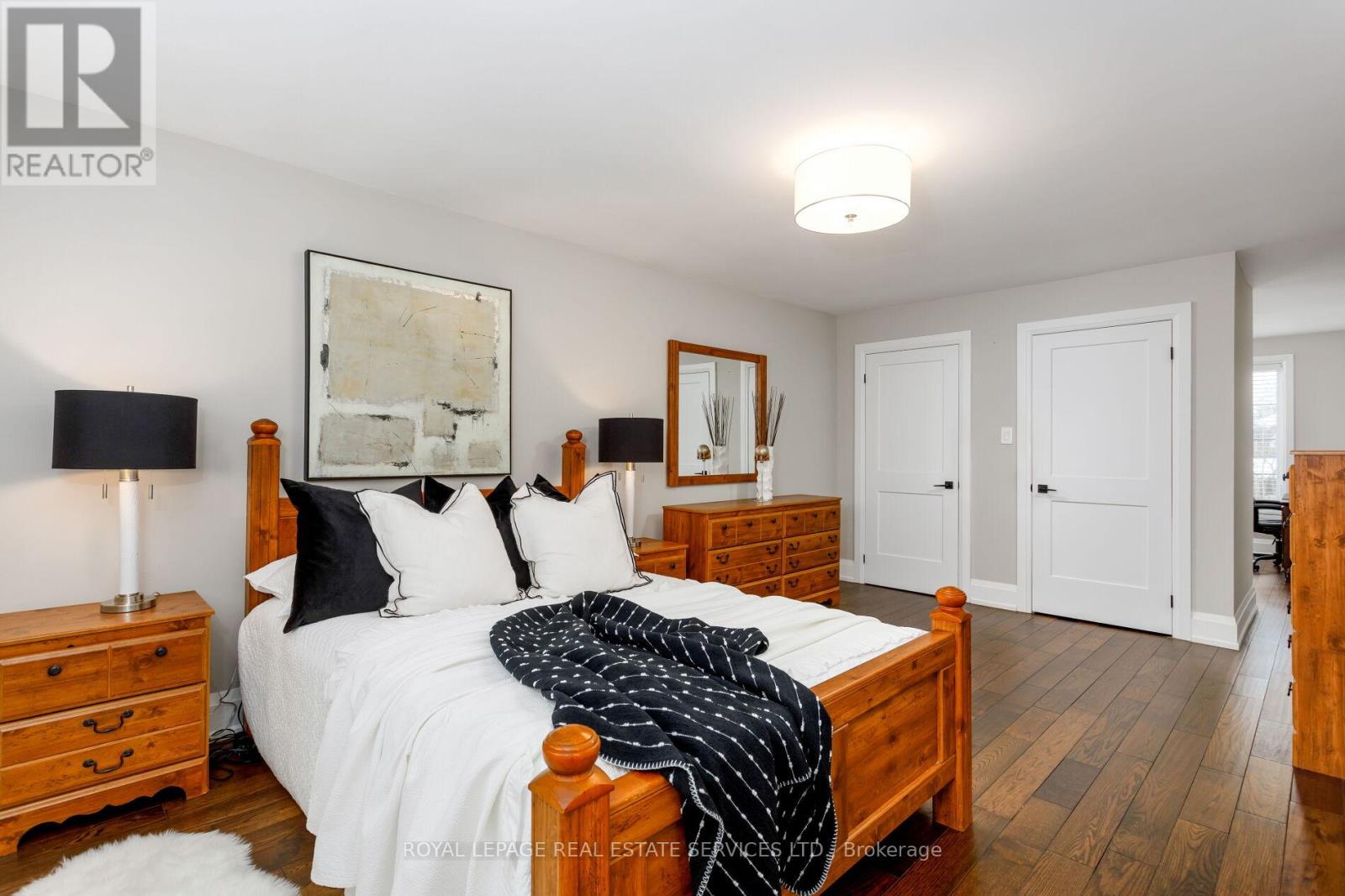 1286 Gryphon Mews, Mississauga, Ontario  L4W 3E5 - Photo 21 - W12784942