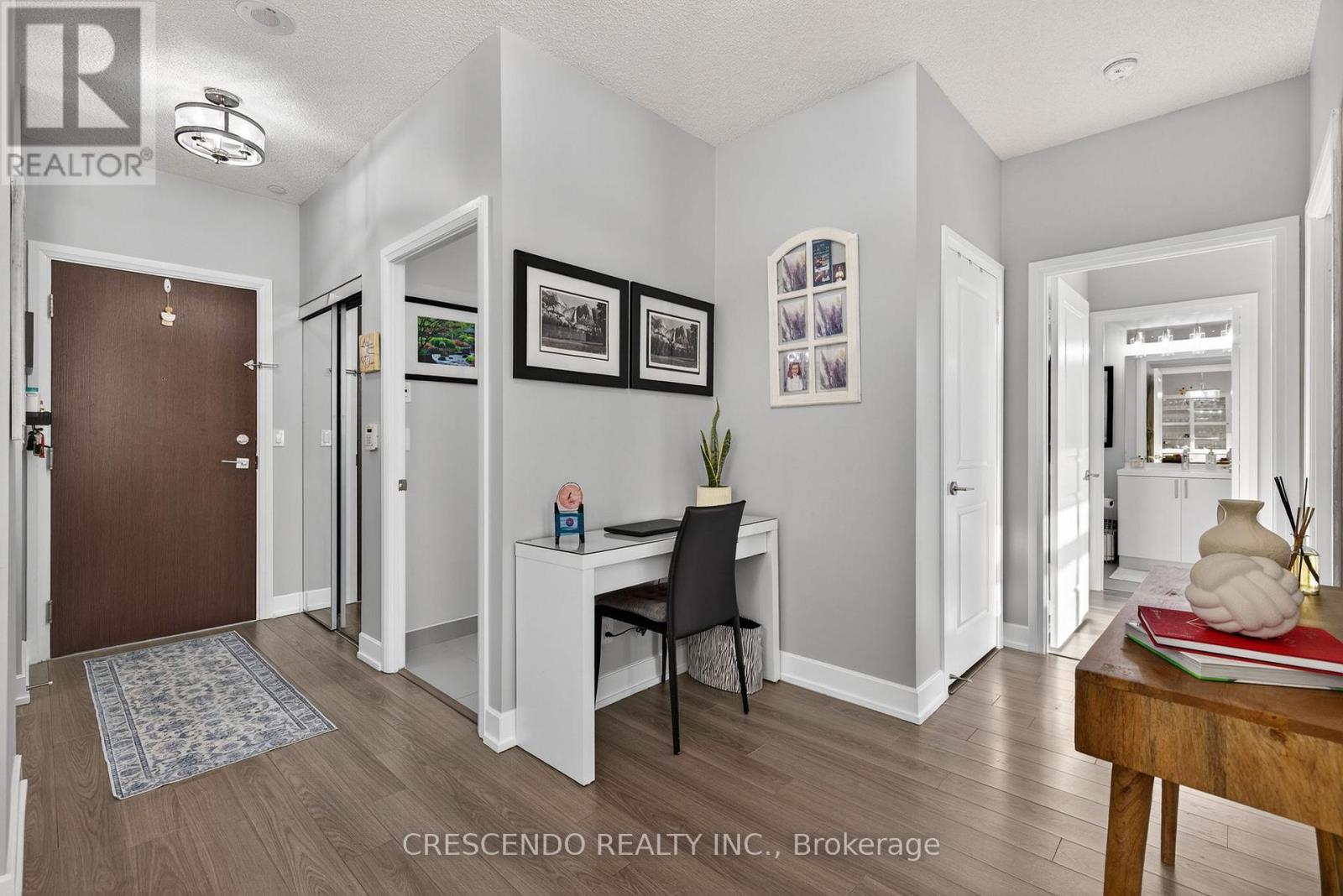 105 - 6 Eva Road, Toronto, Ontario  M9C 0B1 - Photo 10 - W12784968