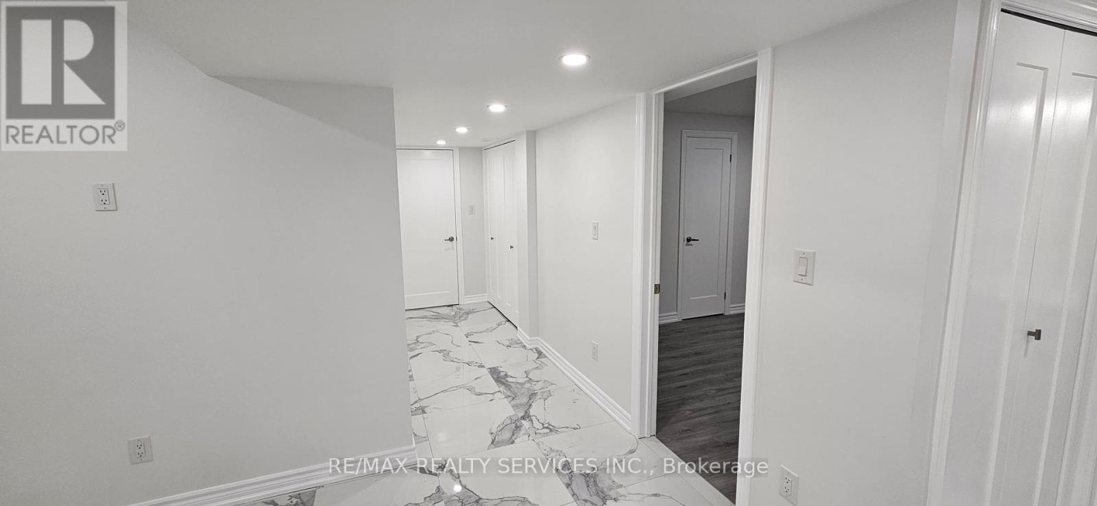 15163 Danby Road, Halton Hills, Ontario  L7G 0H6 - Photo 19 - W12785026