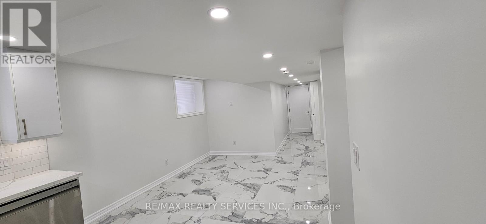 15163 Danby Road, Halton Hills, Ontario  L7G 0H6 - Photo 6 - W12785026