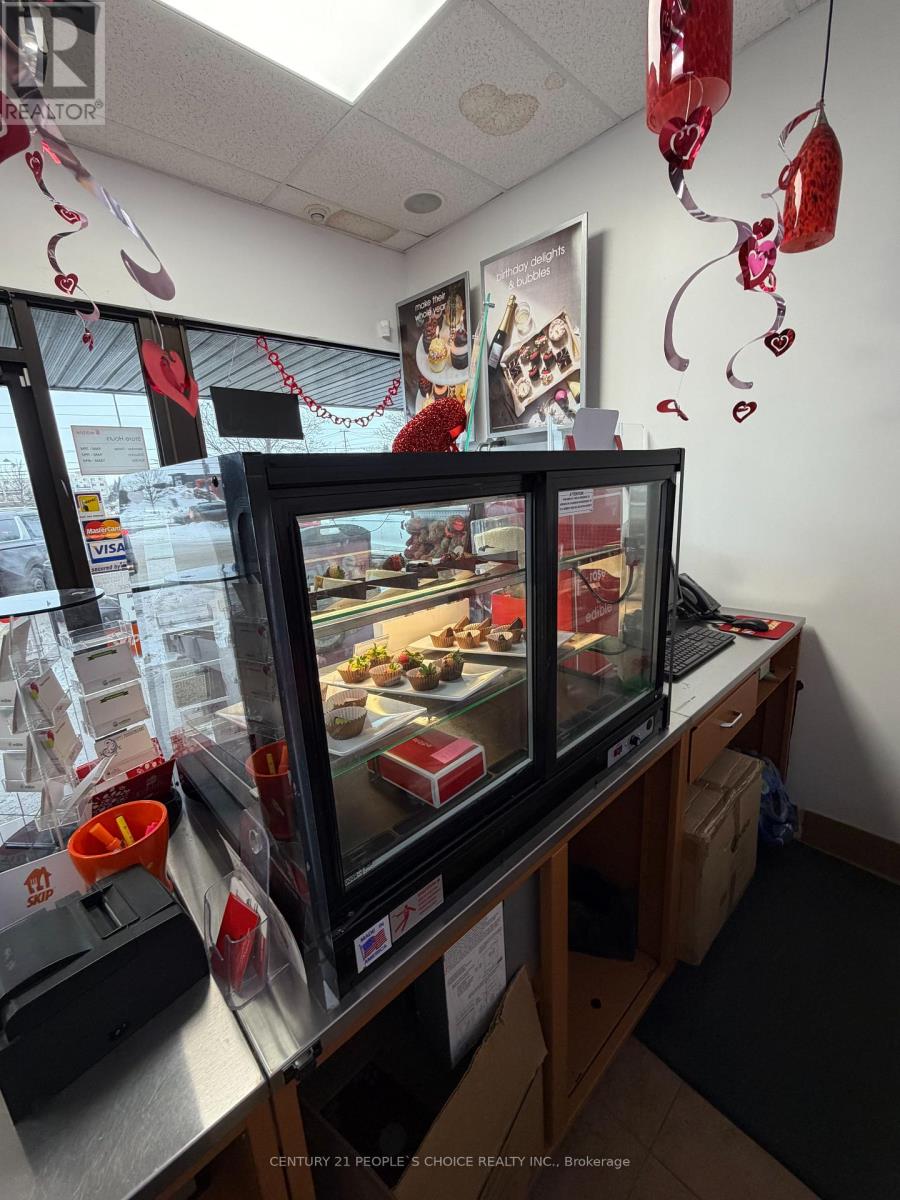 5a - 292 Stone Road W, Guelph (Kortright West), Ontario  N1G 3C4 - Photo 4 - X12784964