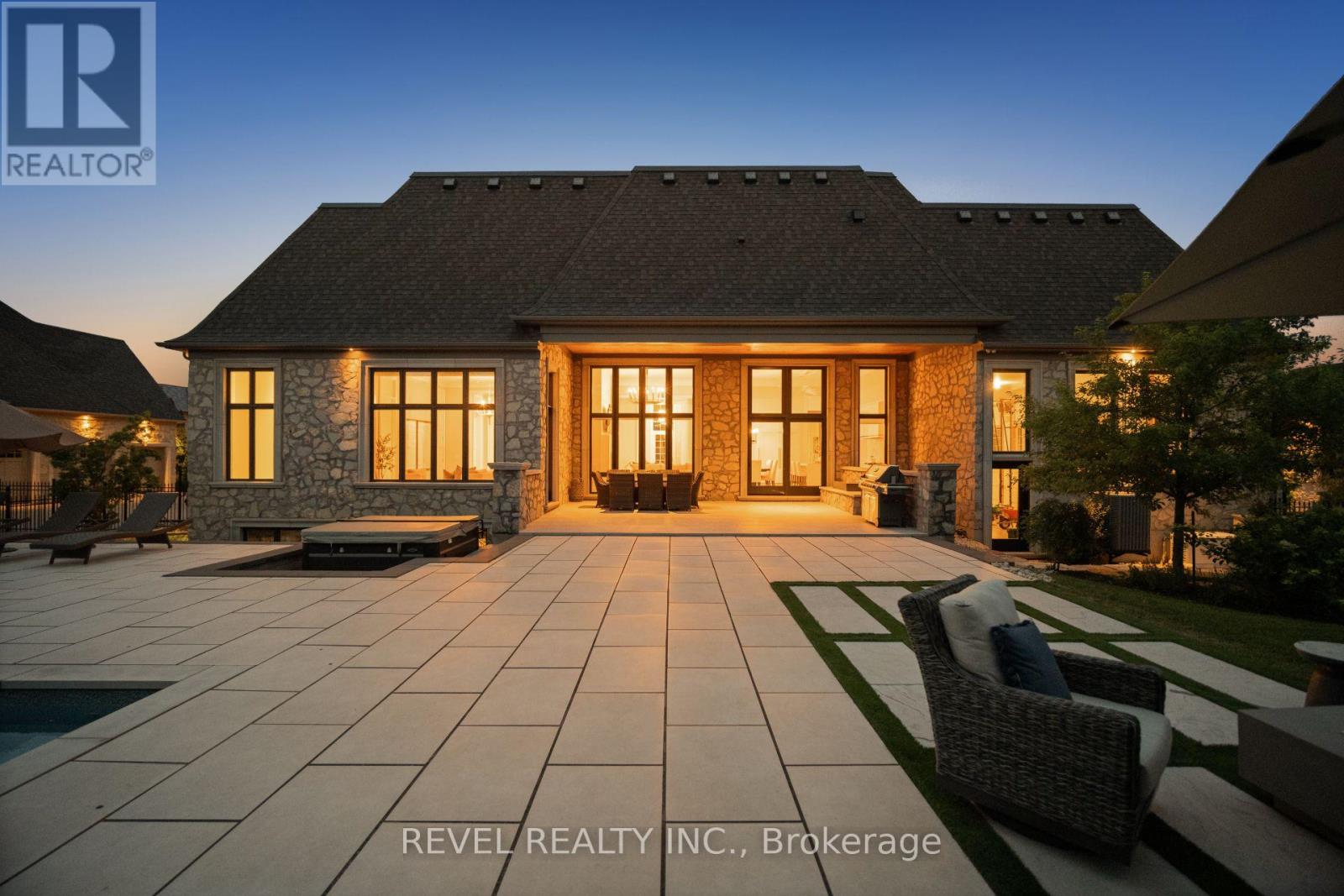 60 Heritage Lake Drive, Puslinch, Ontario  N0B 2J0 - Photo 38 - X12785008