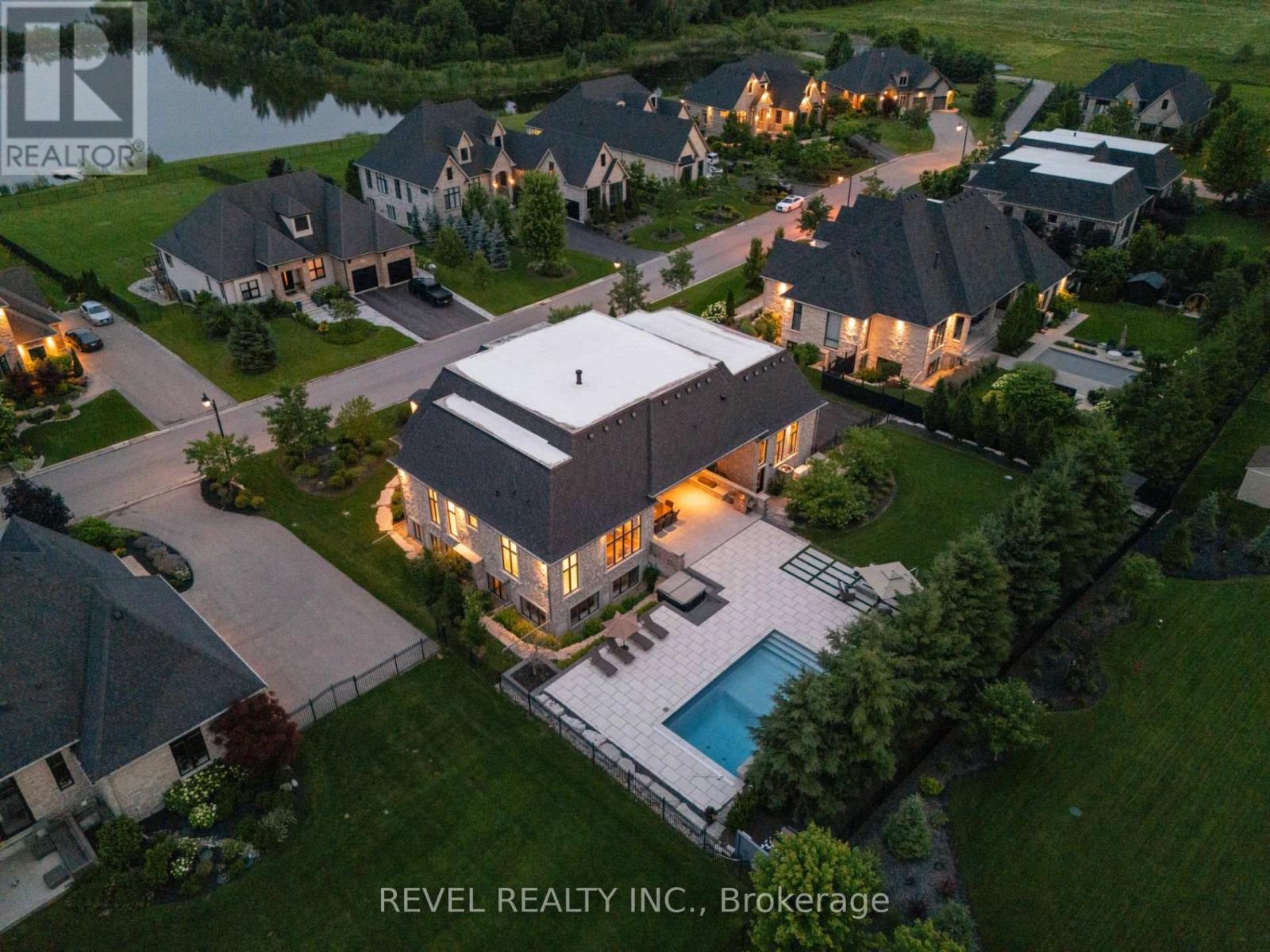 60 Heritage Lake Drive, Puslinch, Ontario  N0B 2J0 - Photo 43 - X12785008