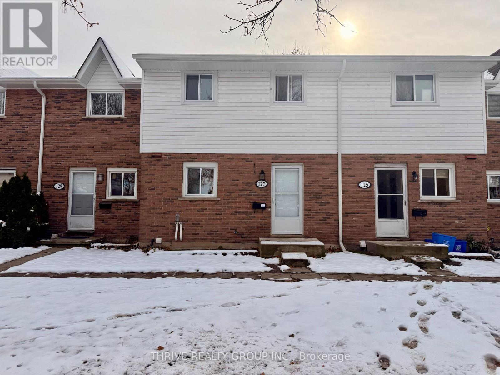 127 Toulon Crescent, London East, Ontario  N5V 1J4 - Photo 1 - X12563906