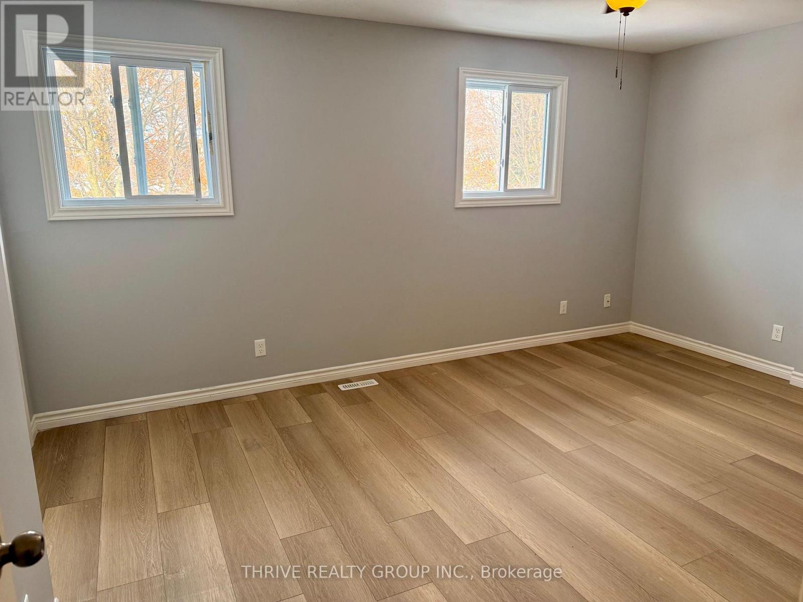 127 Toulon Crescent, London East, Ontario  N5V 1J4 - Photo 7 - X12563906