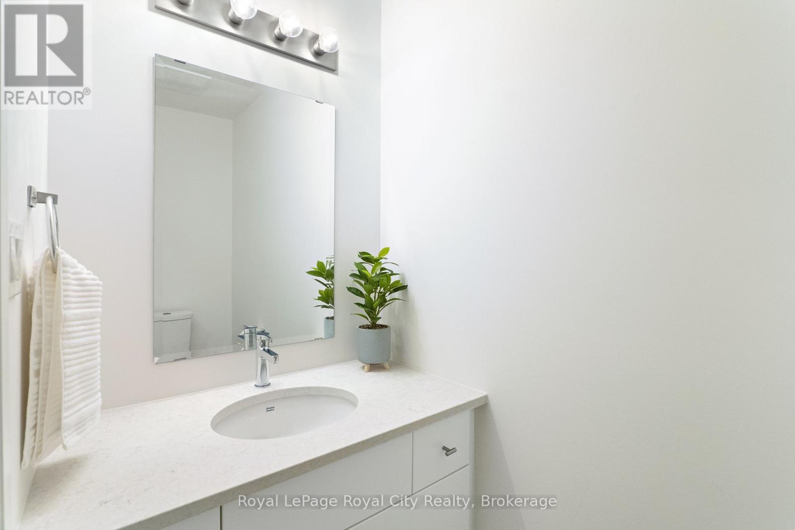 83 Thatcher Drive, Guelph (Kortright East), Ontario  N1L 1B3 - Photo 6 - X12785046