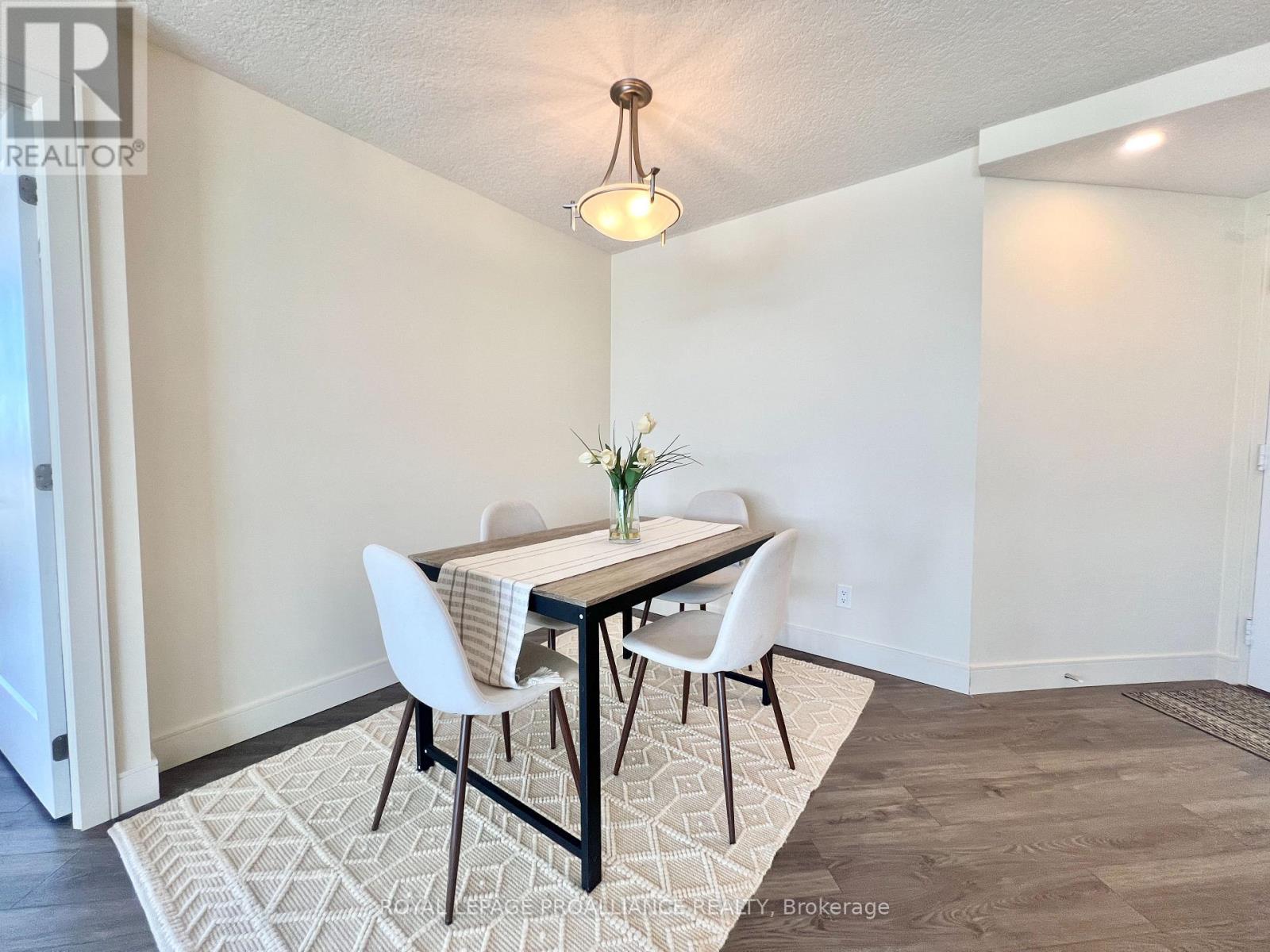 1002 - 344 Front Street, Belleville (Belleville Ward), Ontario  K8N 5M4 - Photo 11 - X12785068