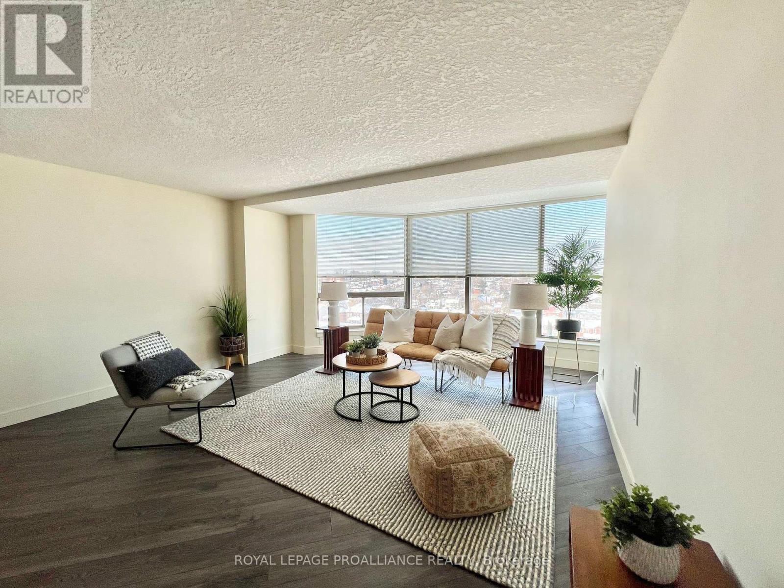 1002 - 344 Front Street, Belleville (Belleville Ward), Ontario  K8N 5M4 - Photo 7 - X12785068