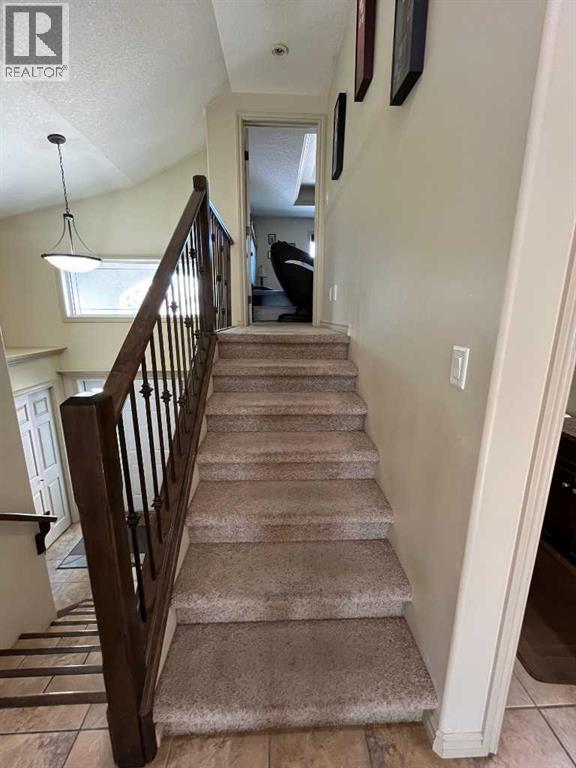 226 Gateway Manor  S, Lethbridge, Alberta  T1K 5S1 - Photo 8 - A2283264