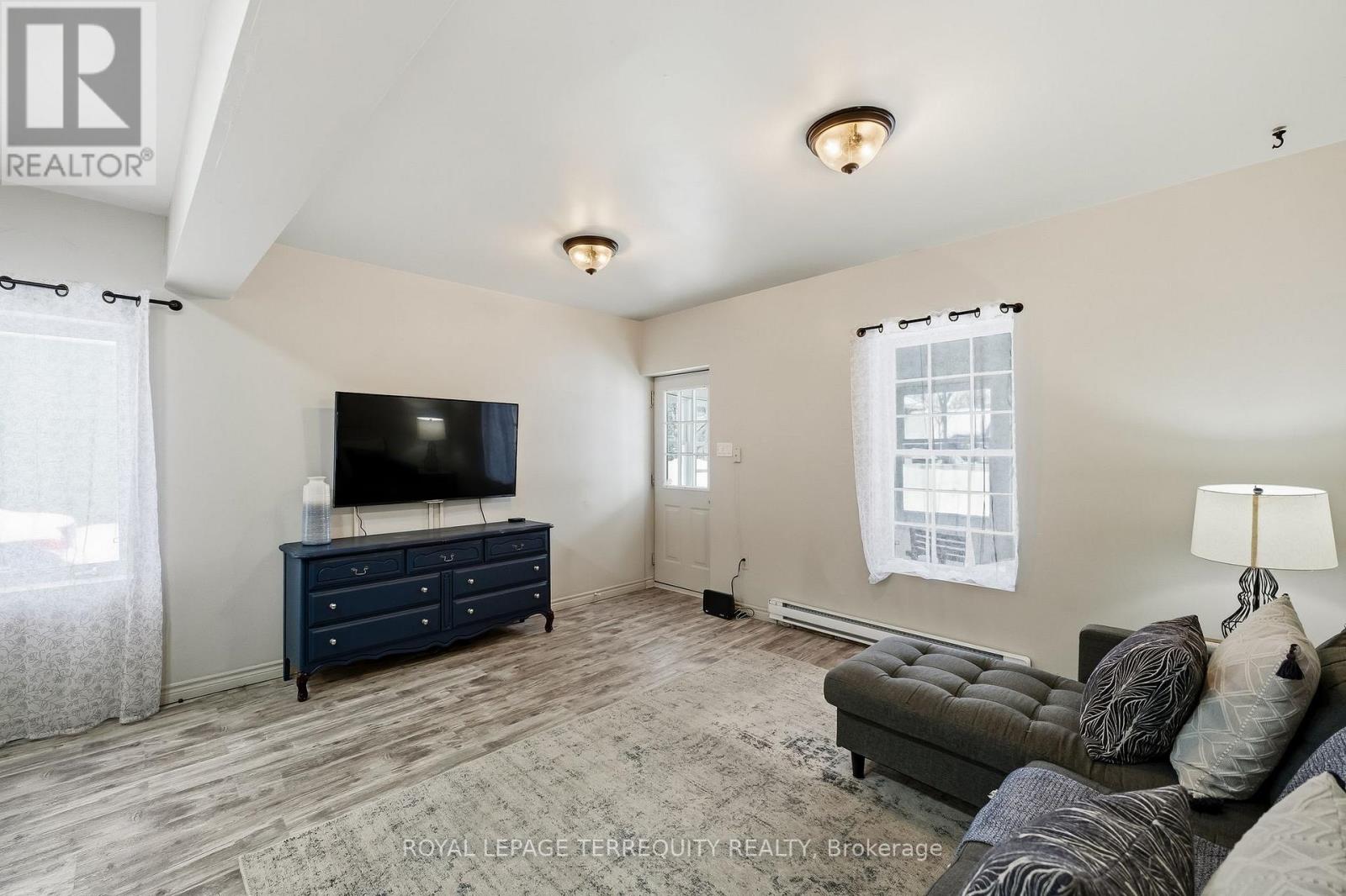 39 Raglan Street S, Trent Hills, Ontario  K0L 1L0 - Photo 5 - X12784868