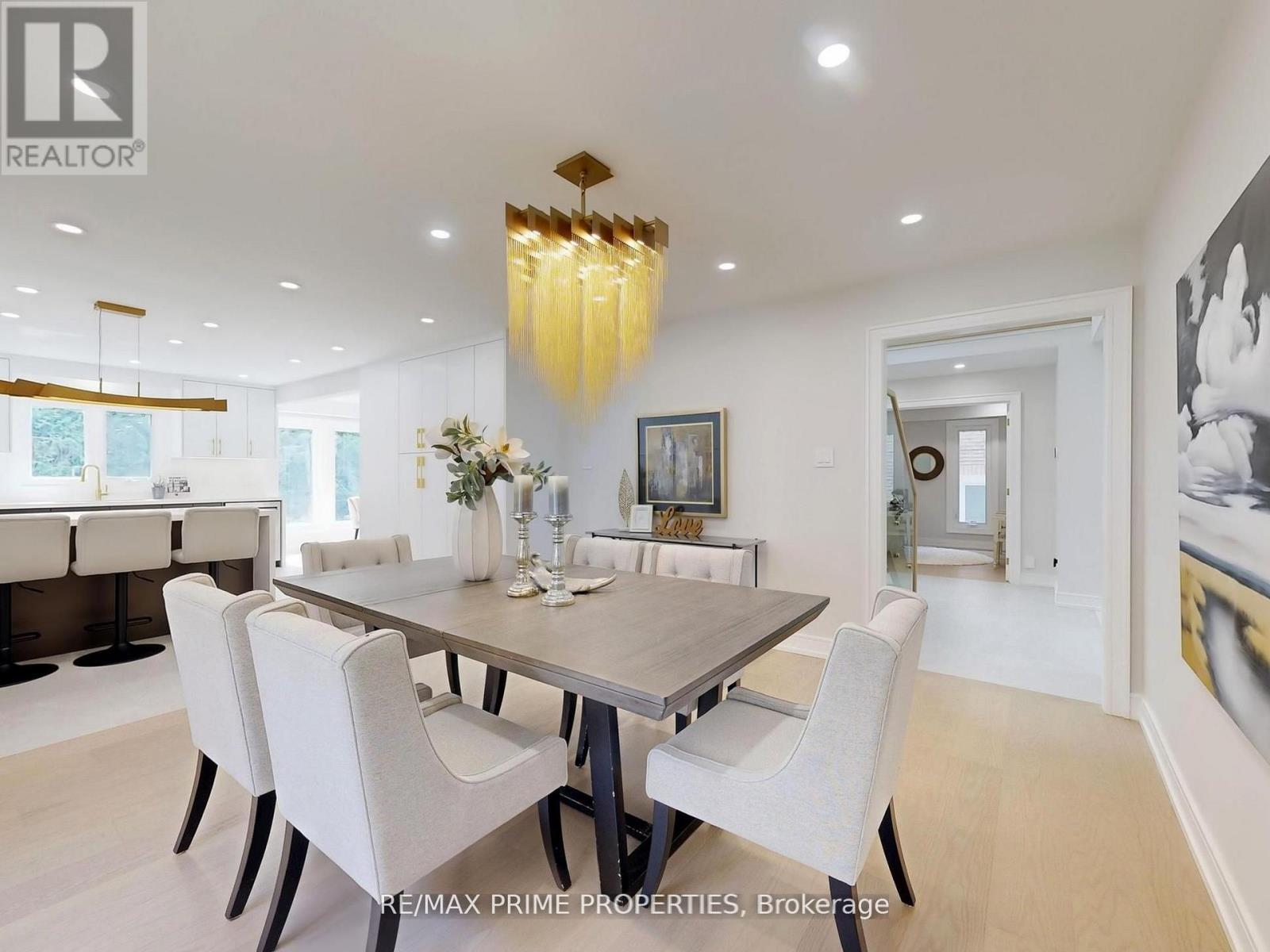 137 Old Surrey Lane, Richmond Hill, Ontario  L4C 6R9 - Photo 17 - N12675324