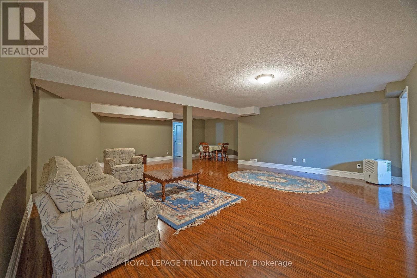 2285 Lilac Avenue, London South, Ontario  N6K 5E1 - Photo 29 - X12785122
