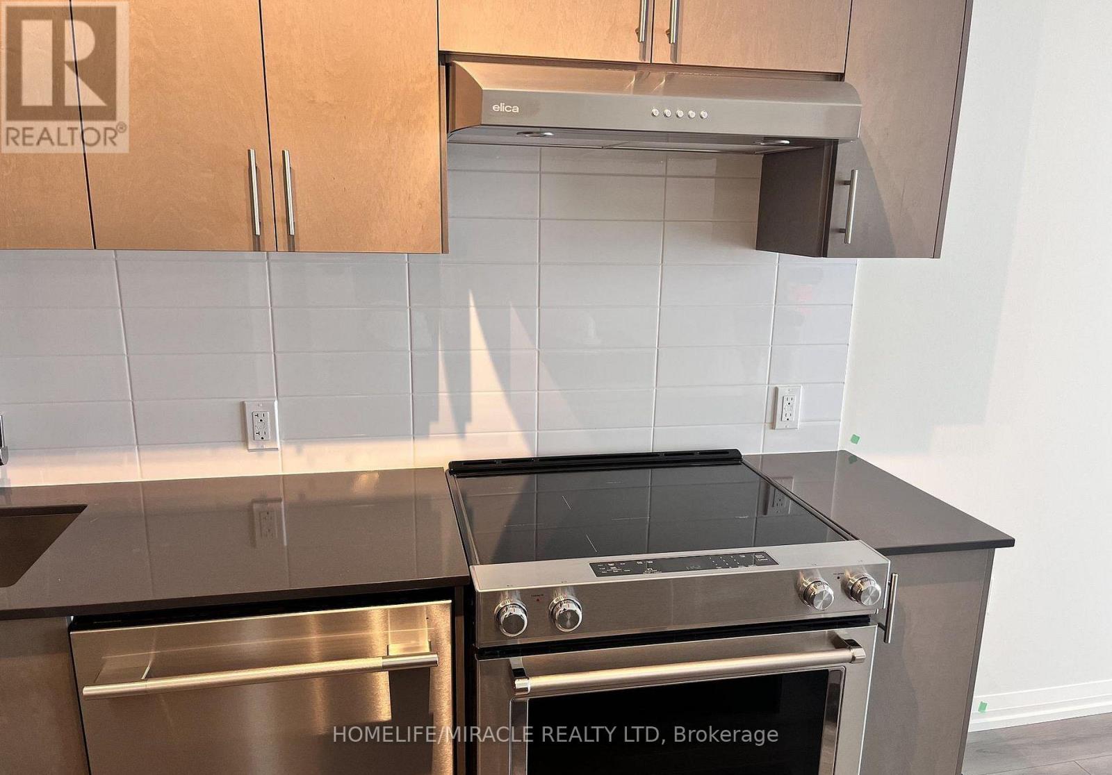 1407 - 27 Korda Gate, Vaughan, Ontario  L4K 0P6 - Photo 3 - N12770658