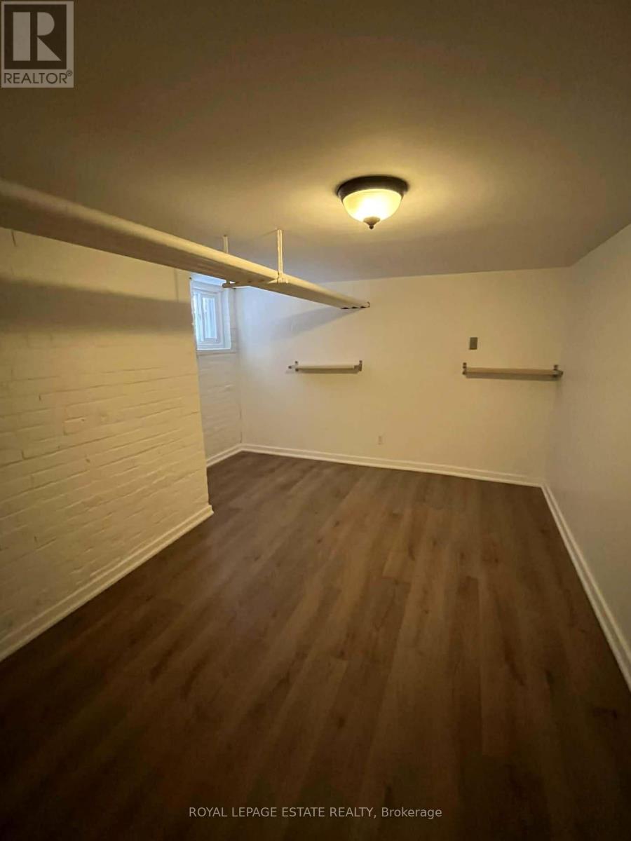 Bsmt Apt - 225 Indian Road, Toronto, Ontario  M6R 2W8 - Photo 19 - W12731500