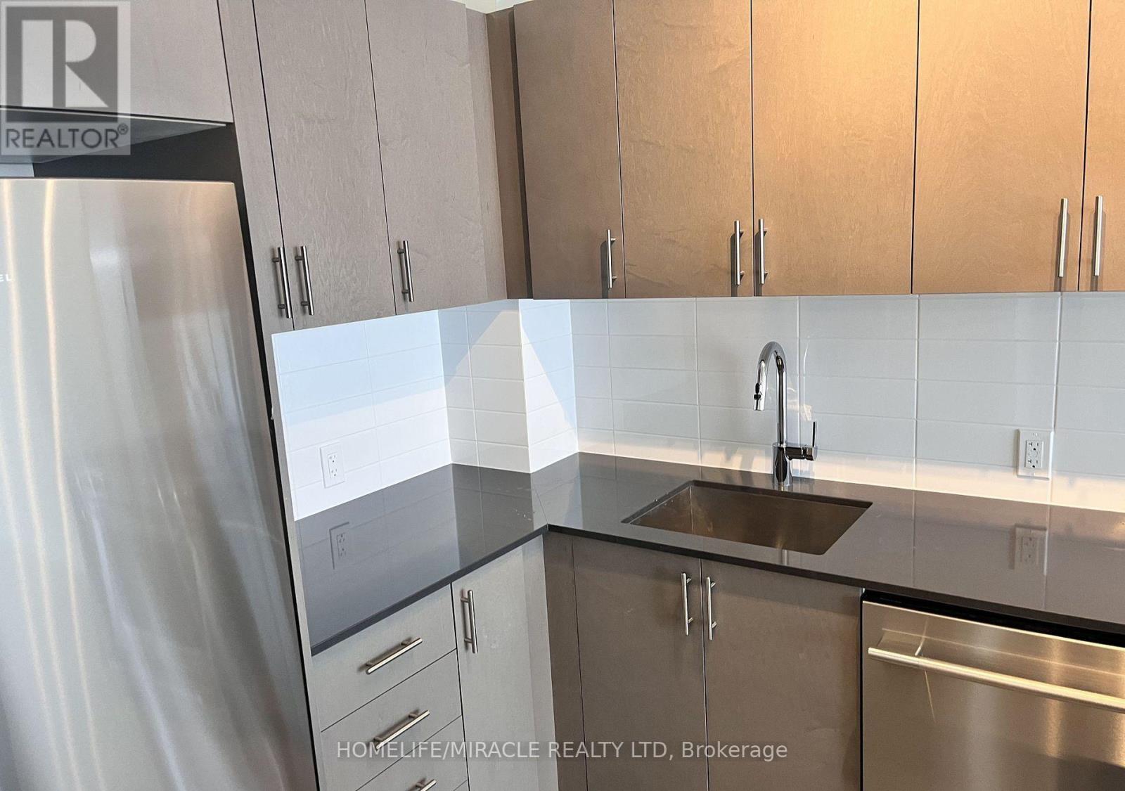 1407 - 27 Korda Gate, Vaughan, Ontario  L4K 0P6 - Photo 4 - N12770658