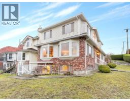 3288 E 5TH AVENUE, Vancouver, British Columbia