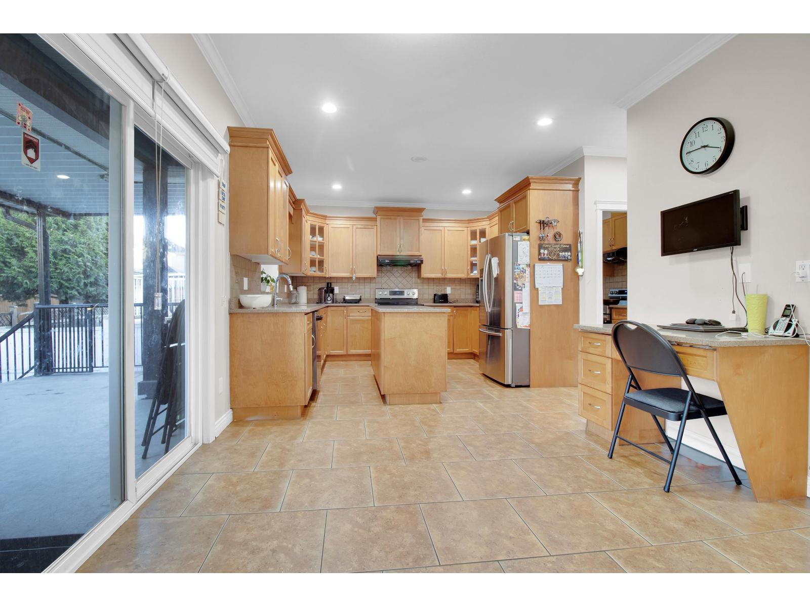 7690 146a Street, Surrey, British Columbia  V3S 2T3 - Photo 10 - R3088765