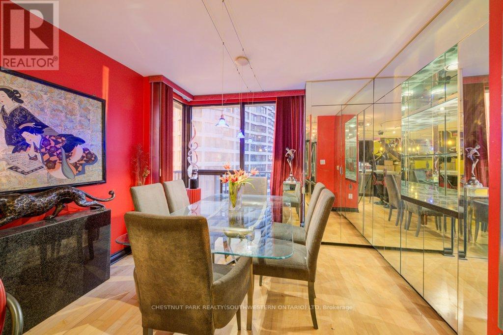 2409 - 33 Harbour Square, Toronto, Ontario  M5J 2G2 - Photo 18 - C12785042