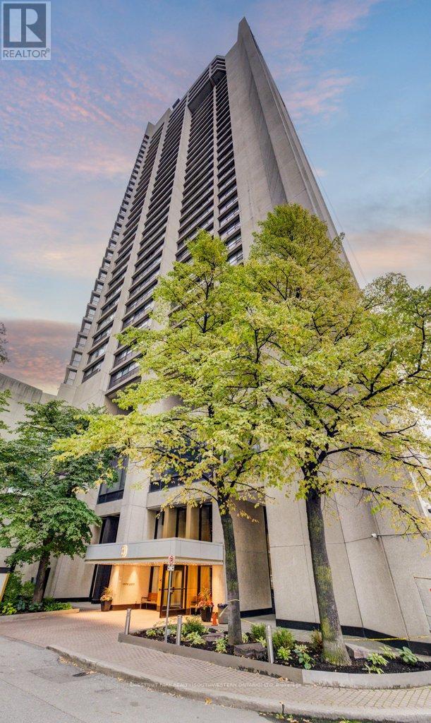 2409 - 33 Harbour Square, Toronto, Ontario  M5J 2G2 - Photo 2 - C12785042