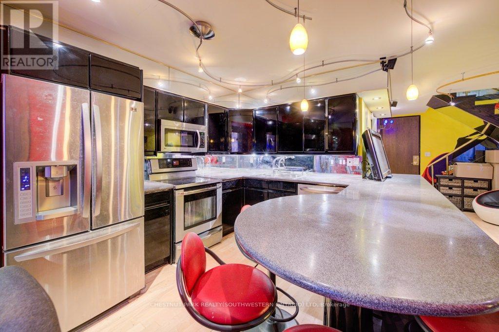 2409 - 33 Harbour Square, Toronto, Ontario  M5J 2G2 - Photo 21 - C12785042